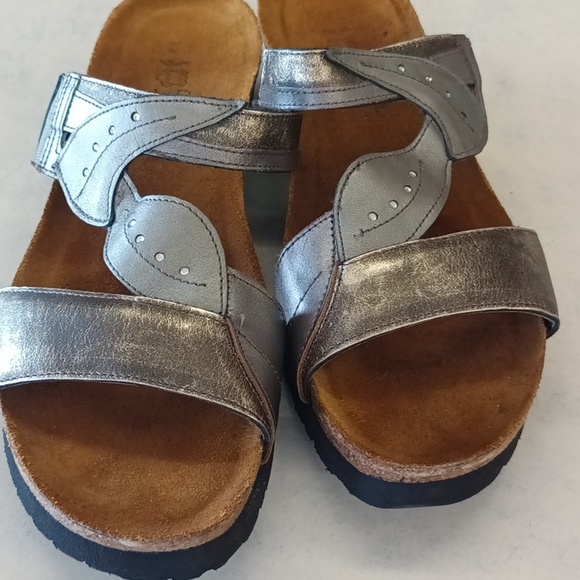 NAOT Kimberly Slide On Silver metallic Leather Sandals Size 42/11-11.5 - Picture 8 of 8